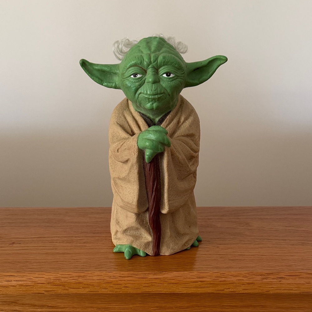 Vintage 1981 Star War “Yoda” Hand Puppet
